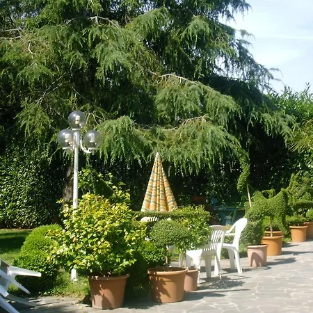 Bed & Breakfast Forum Cassii 3*